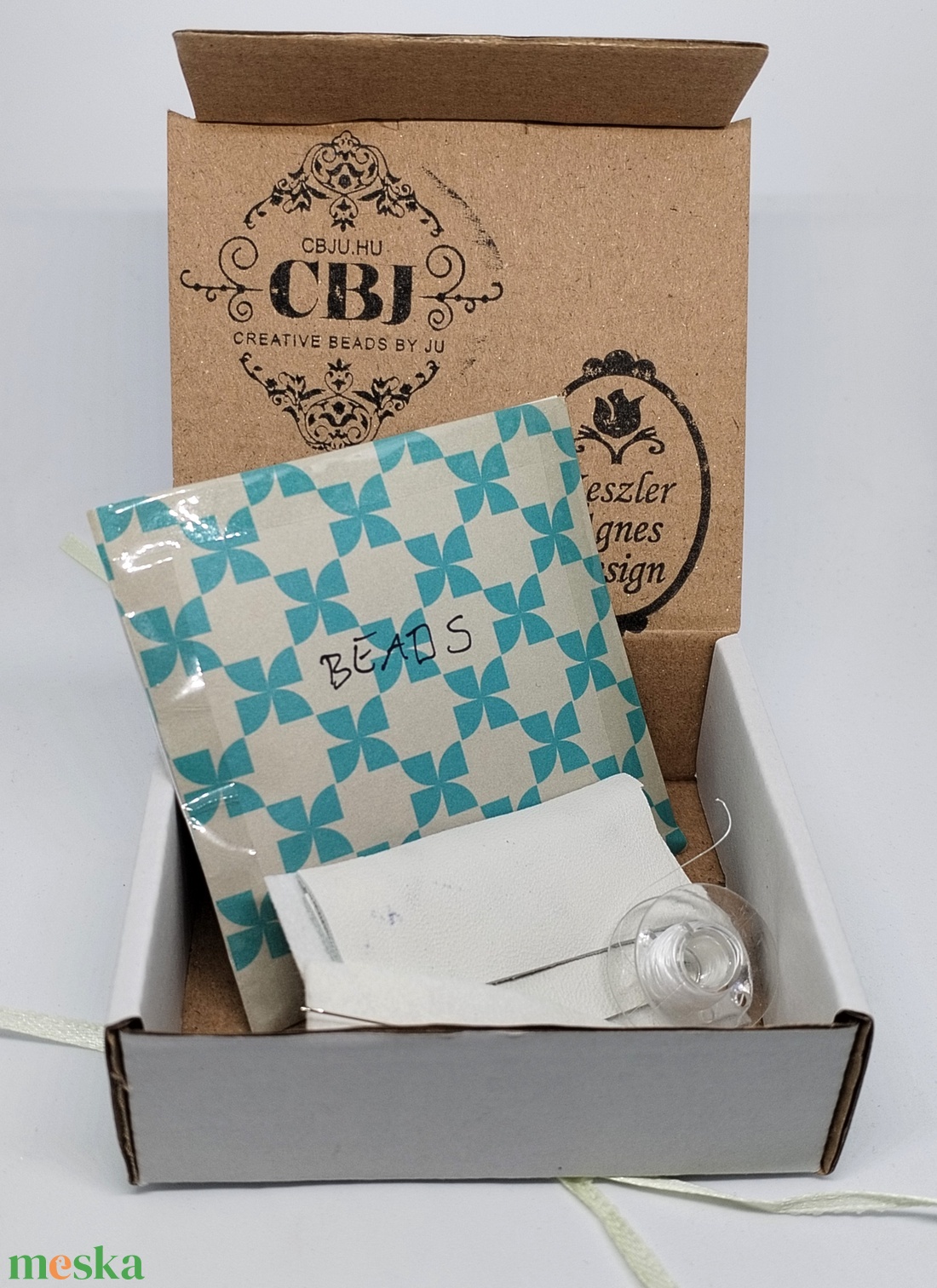 DIY - KIT - gyöngyfűző csomag - Kék hölgy fülbevaló - diy (csináld magad) - fűzésminták - Meska.hu