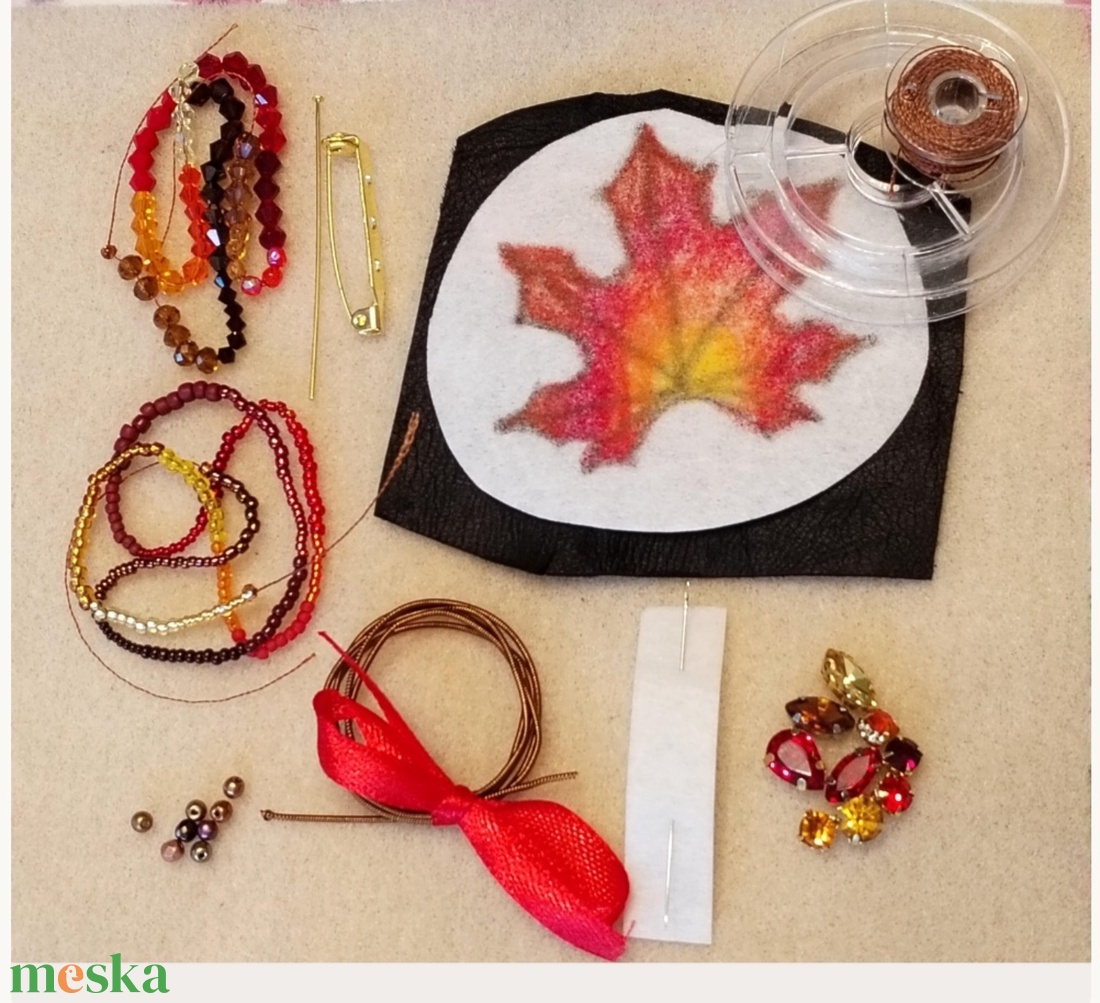 DIY Kit Gyöngyhímző készlet, hímzett őszi falevél bross, színes őszi kitűző, csináld magad ékszer - diy (csináld magad) - egységcsomag - Meska.hu