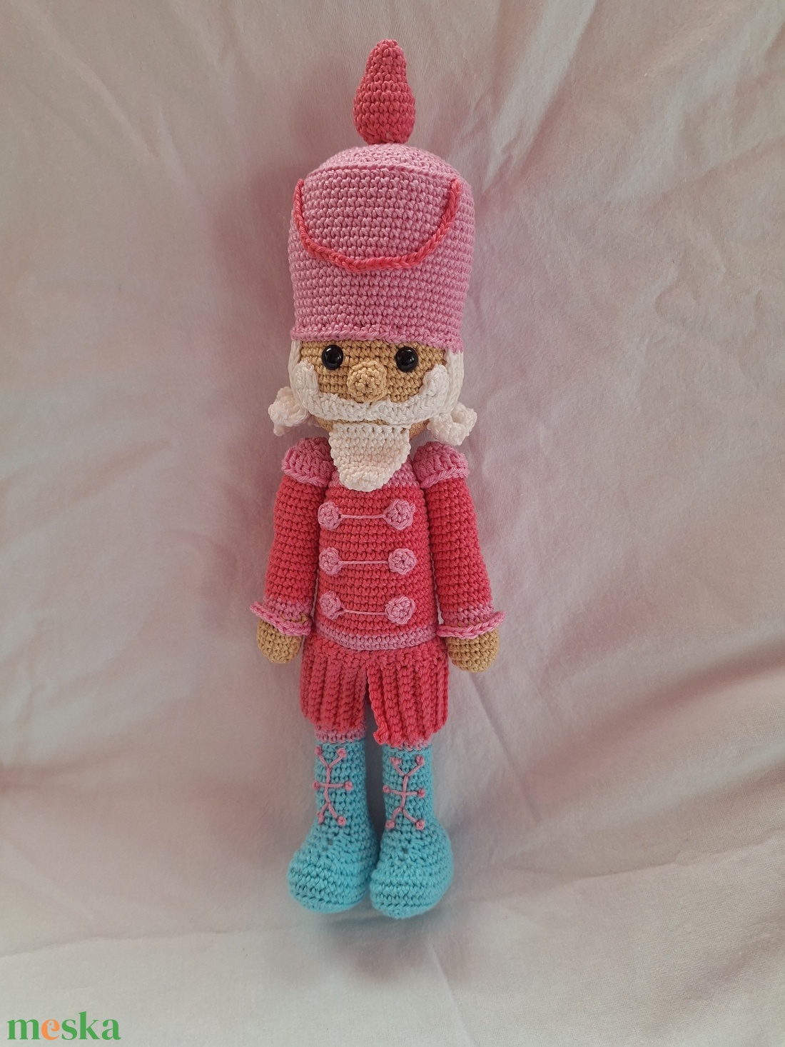 Horgolt diótörő  -  - Meska.hu Horgolt diótörő  -  - Meska.hu