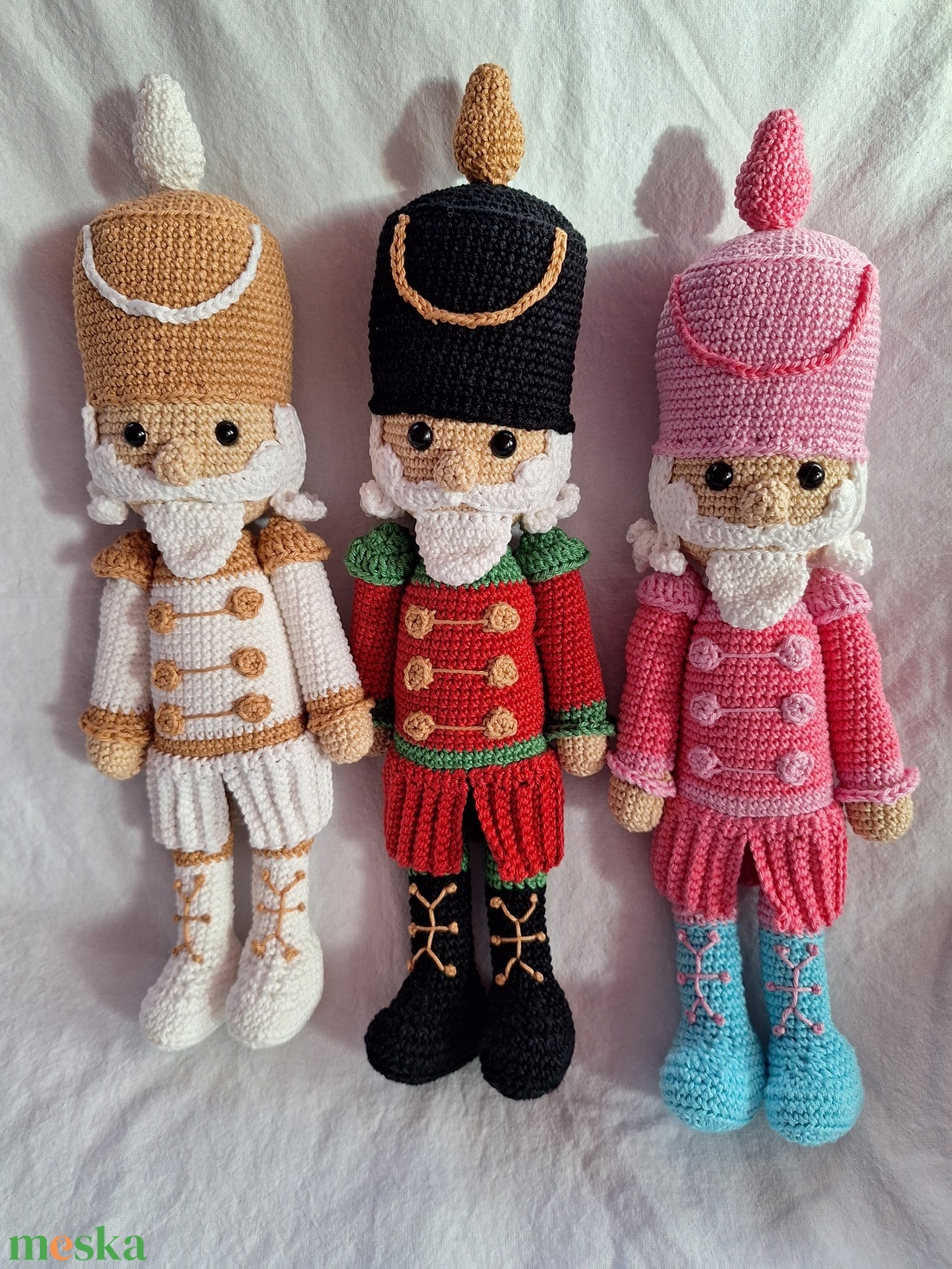 Horgolt diótörő  -  - Meska.hu Horgolt diótörő  -  - Meska.hu