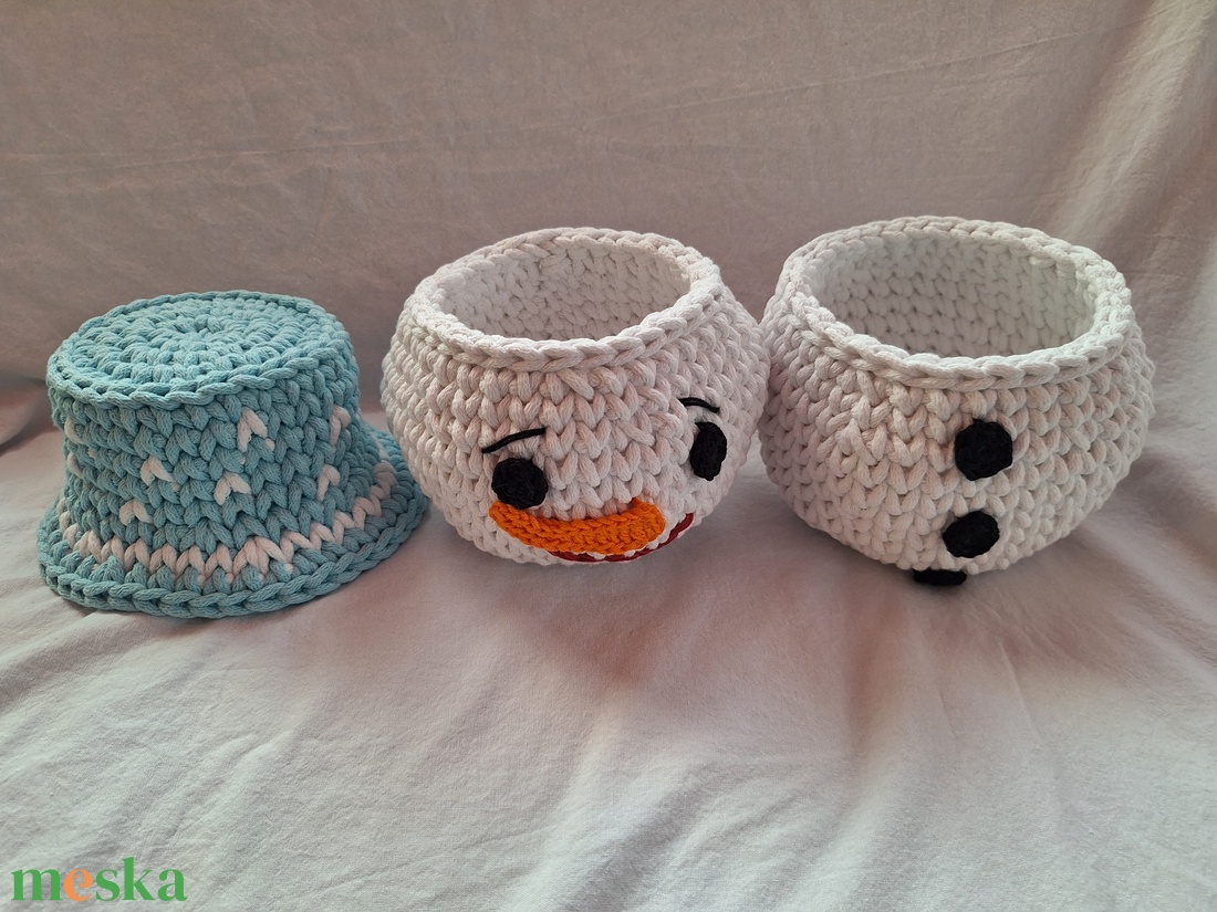 Horgolt hóember  - karácsony - karácsonyi lakásdekoráció - karácsonyi manók, figurák - Meska.hu