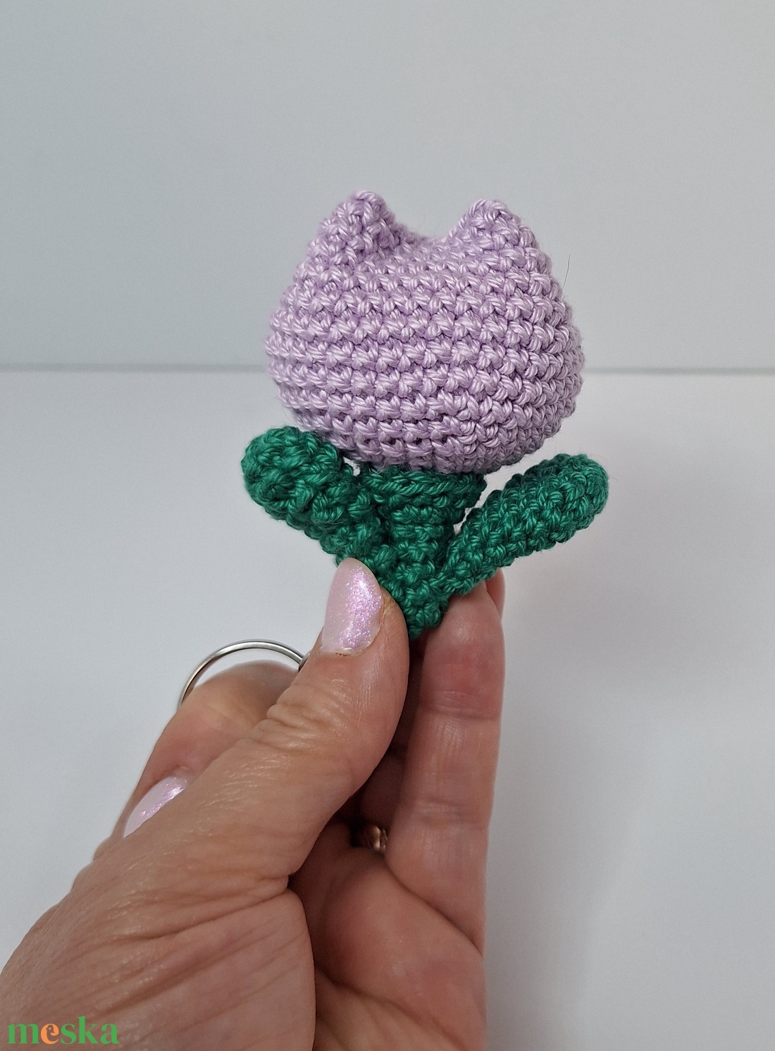 Horgolt tulipán kulcstartó  - táska & tok - kulcstartó & táskadísz - táskadísz - Meska.hu