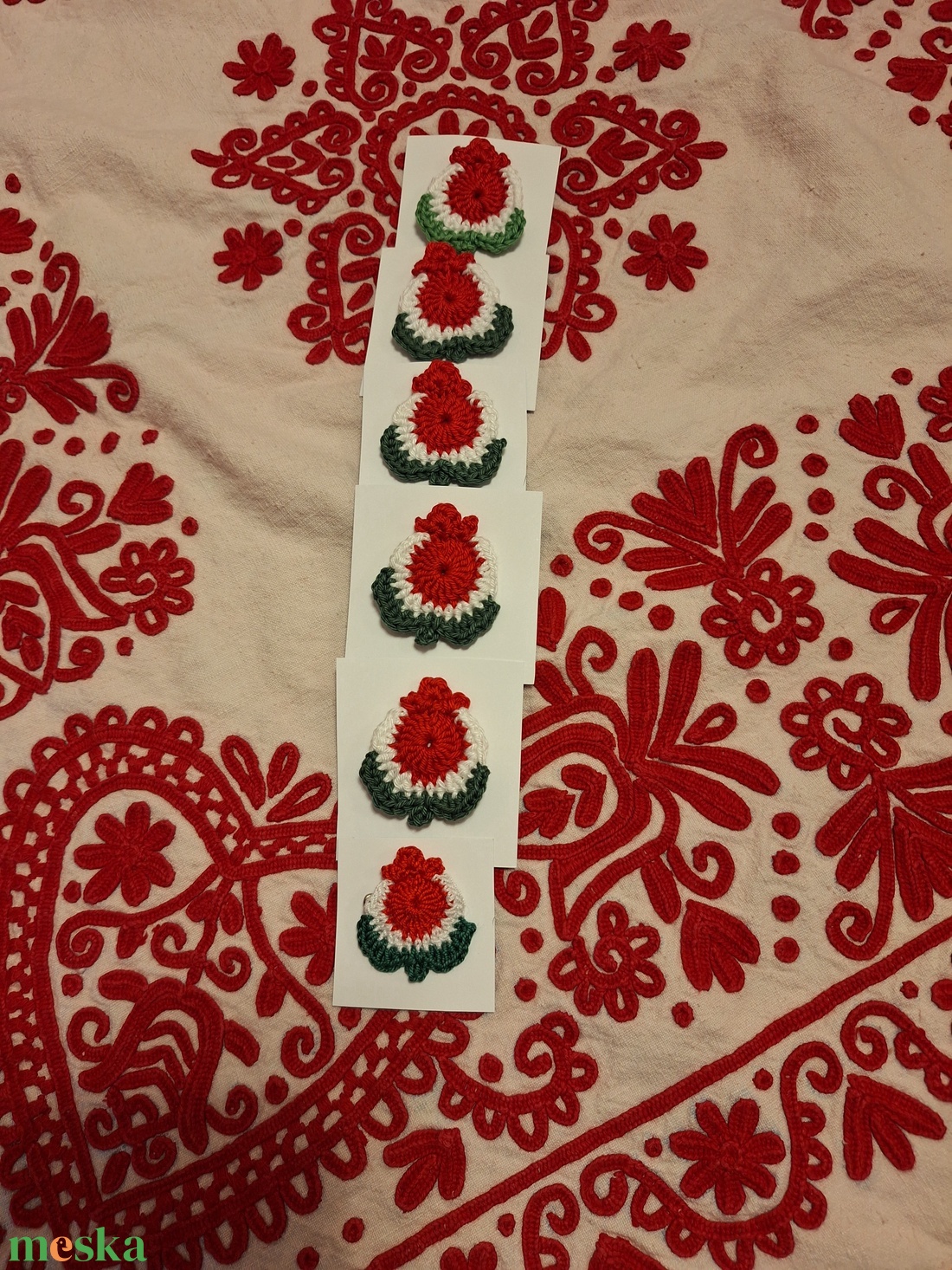 Tulipán alakú kokárda  - ékszer - kitűző és bross - Meska.hu