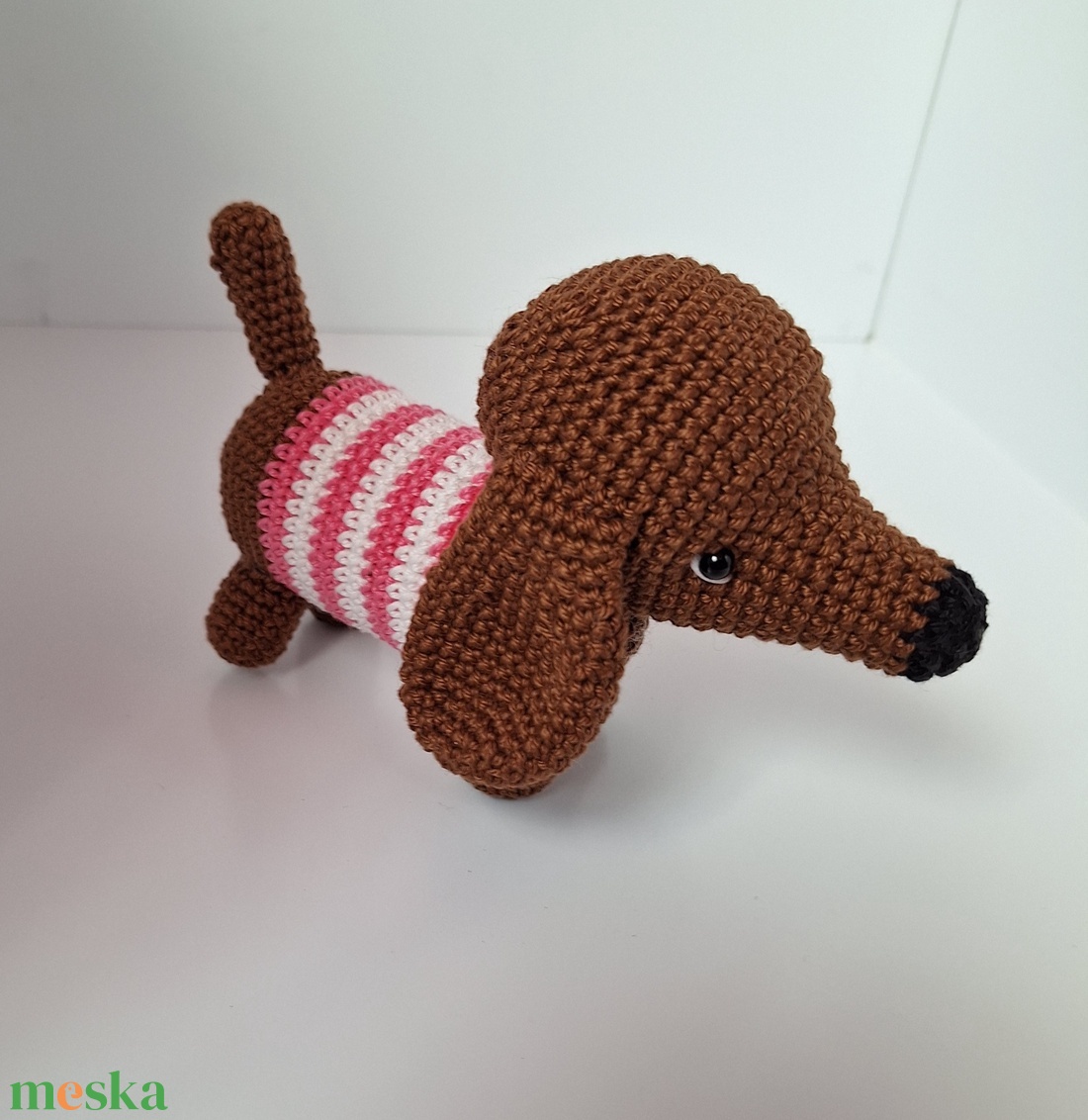 Horgolt tacsi  - játék & sport - plüssállat & játékfigura - kutya - Meska.hu