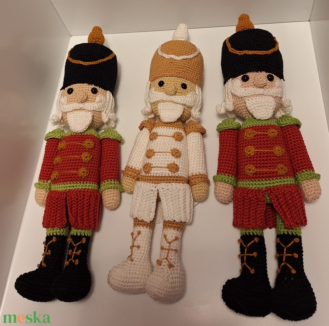 3db diótörő  - karácsony - karácsonyi lakásdekoráció - karácsonyi ajtódíszek - Meska.hu