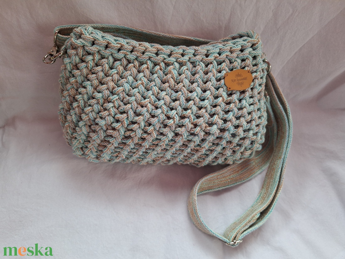 Horgolt táska  - táska & tok - hátizsák - hátizsák - Meska.hu
