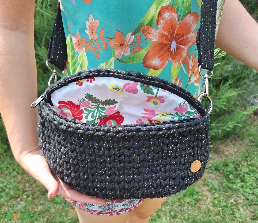 Horgolt crossbody táska  - táska & tok - kézitáska & válltáska - vállon átvethető táska - Meska.hu