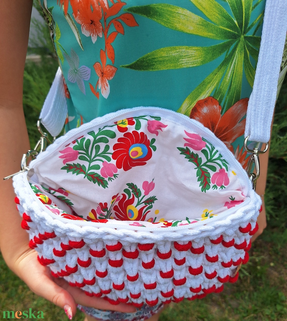 Horgolt crossbody táska  - táska & tok - kézitáska & válltáska - vállon átvethető táska - Meska.hu
