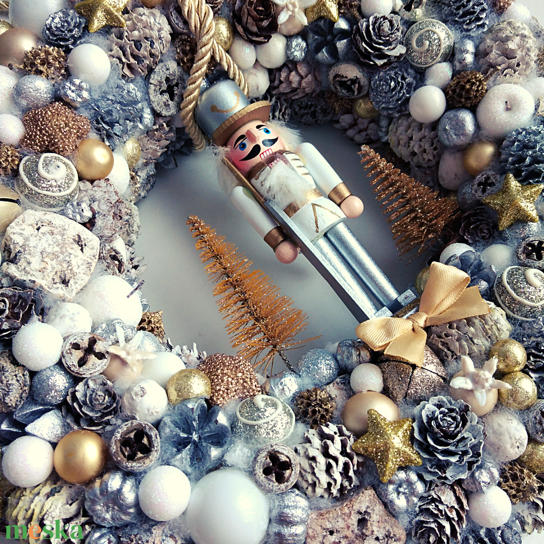 Diótörős kopogtató - karácsony - adventi díszek - adventi ajtódísz - Meska.hu