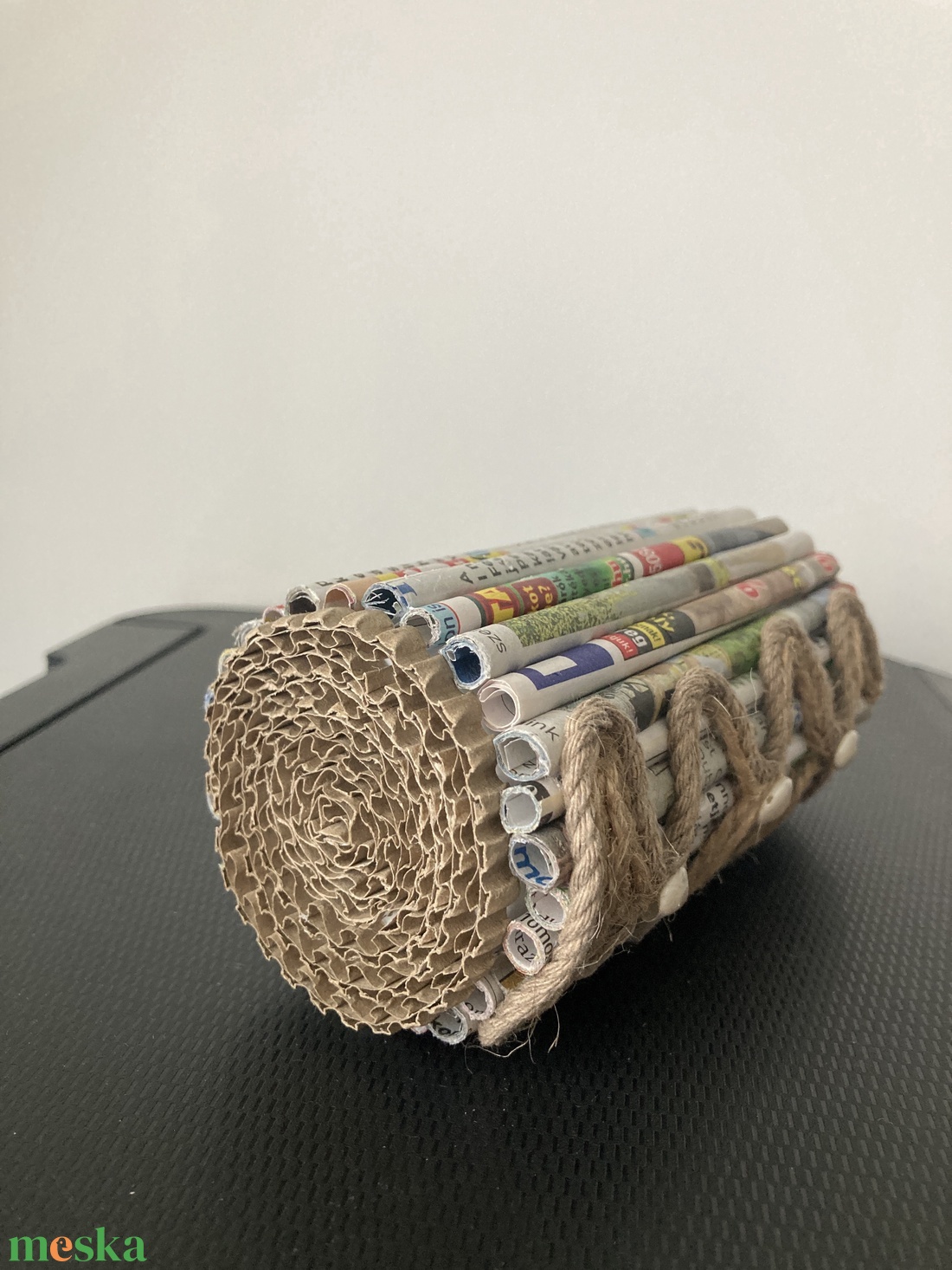 Dekoratív, egyedi váza - otthon & életmód - dekoráció - virágdísz és tartó - virágtartó - Meska.hu