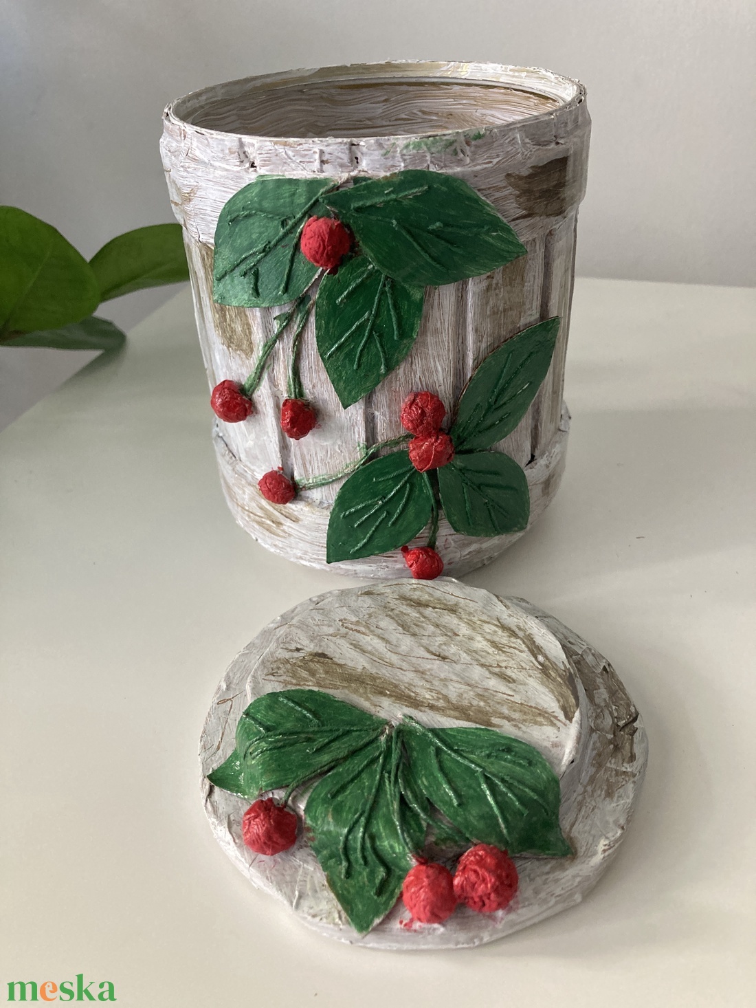 Egyszerű, de csodaszép, fedeles, asztali tároló  - otthon & életmód - dekoráció - asztal és polc dekoráció - díszdoboz - Meska.hu