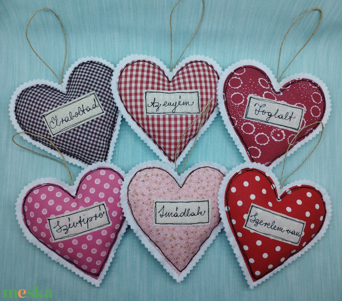 Textil szív -Foglalt felirattal  - kellékek & szerszámok - dekorációs kellékek - egyéb kellékek - Meska.hu