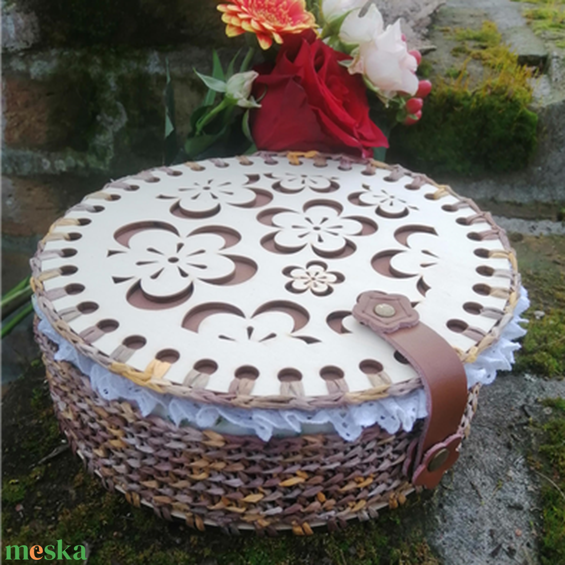 Vintage stílusú raffiából horgolt varródoboz - otthon & életmód - tárolás & rendszerezés - doboz - Meska.hu