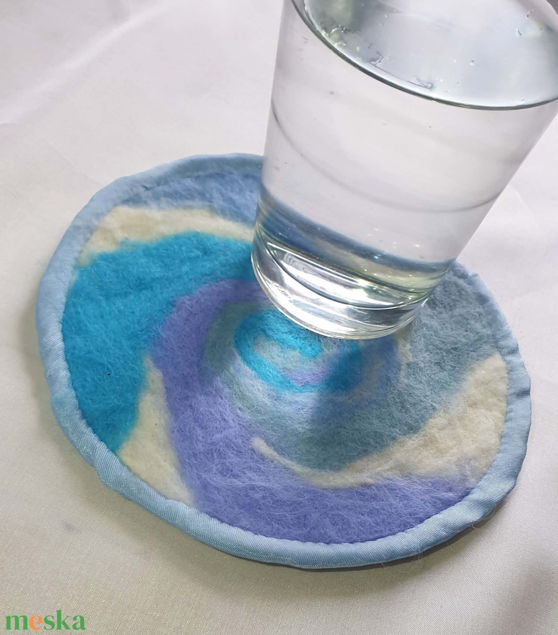 Áramlás - kézzel készült nemez poháralátét - otthon & életmód - konyhafelszerelés, tálalás - tálalás - tányér- és poháralátét - Meska.hu