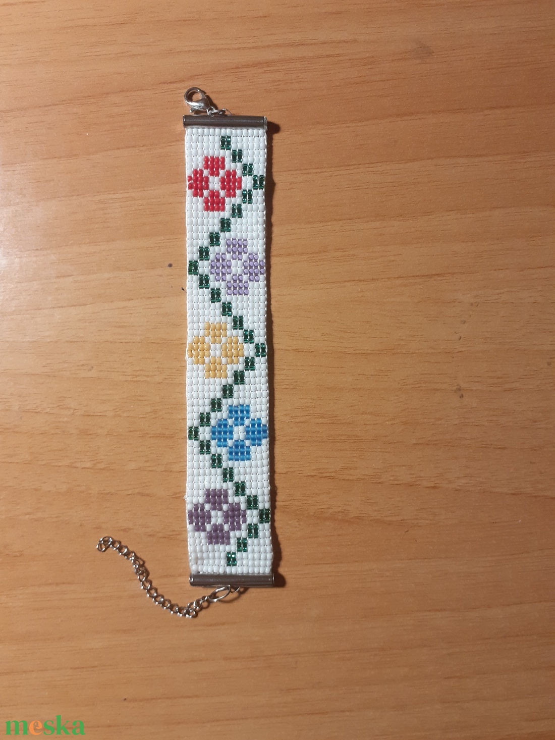 Viragos mintas szeles gyöngyszövött karkötő - ékszer - karkötő - gyöngyös karkötő - Meska.hu Viragos mintas szeles gyöngyszövött karkötő - ékszer - karkötő - gyöngyös karkötő - Meska.hu