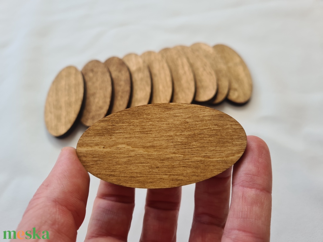 Ovális forma festett fából (8 cm) - 10 darabos csomagban - esküvő - dekoráció - helyszíni dekor - Meska.hu Ovális forma festett fából (8 cm) - 10 darabos csomagban - esküvő - dekoráció - helyszíni dekor - Meska.hu