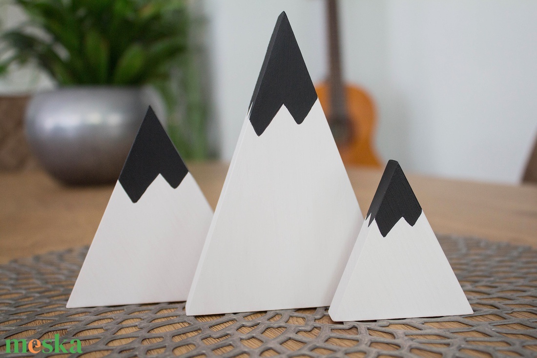 Fehér-fekete hegytrió otthondekoráció (3 darabos szett) - otthon & életmód - dekoráció - dekoratív figurák és szobrok - Meska.hu