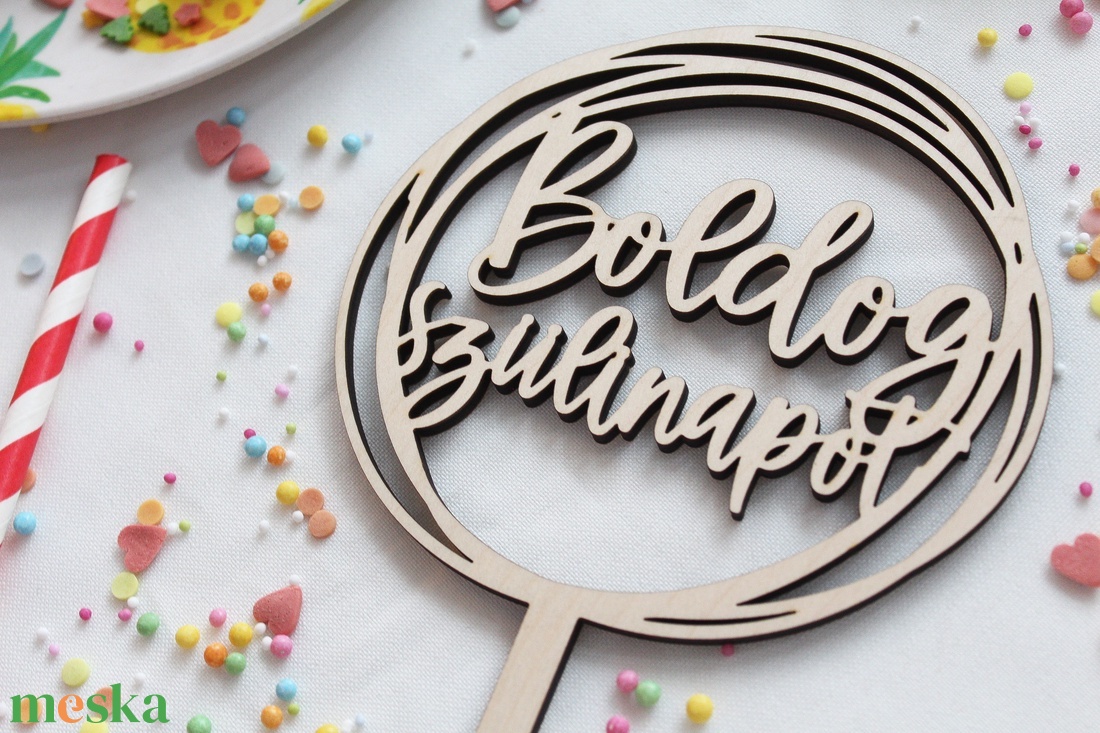 Születésnapi tortabeszúró - otthon & életmód - papír, írószer - ajándékozás kellékei - papírtorta - Meska.hu