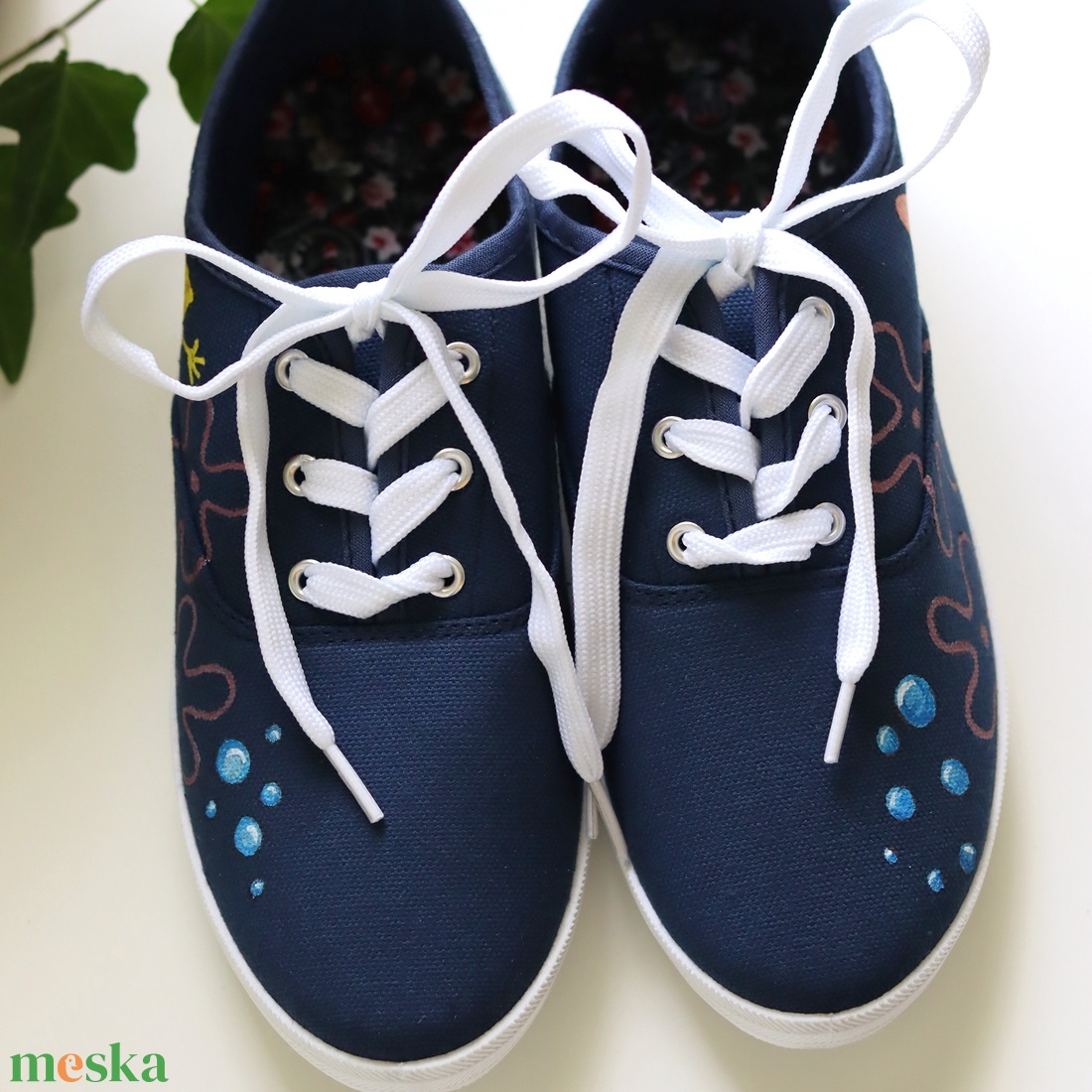 Cipőfestés egyedi mintával - ruha & divat - cipő & papucs - cipő, szandál - Meska.hu