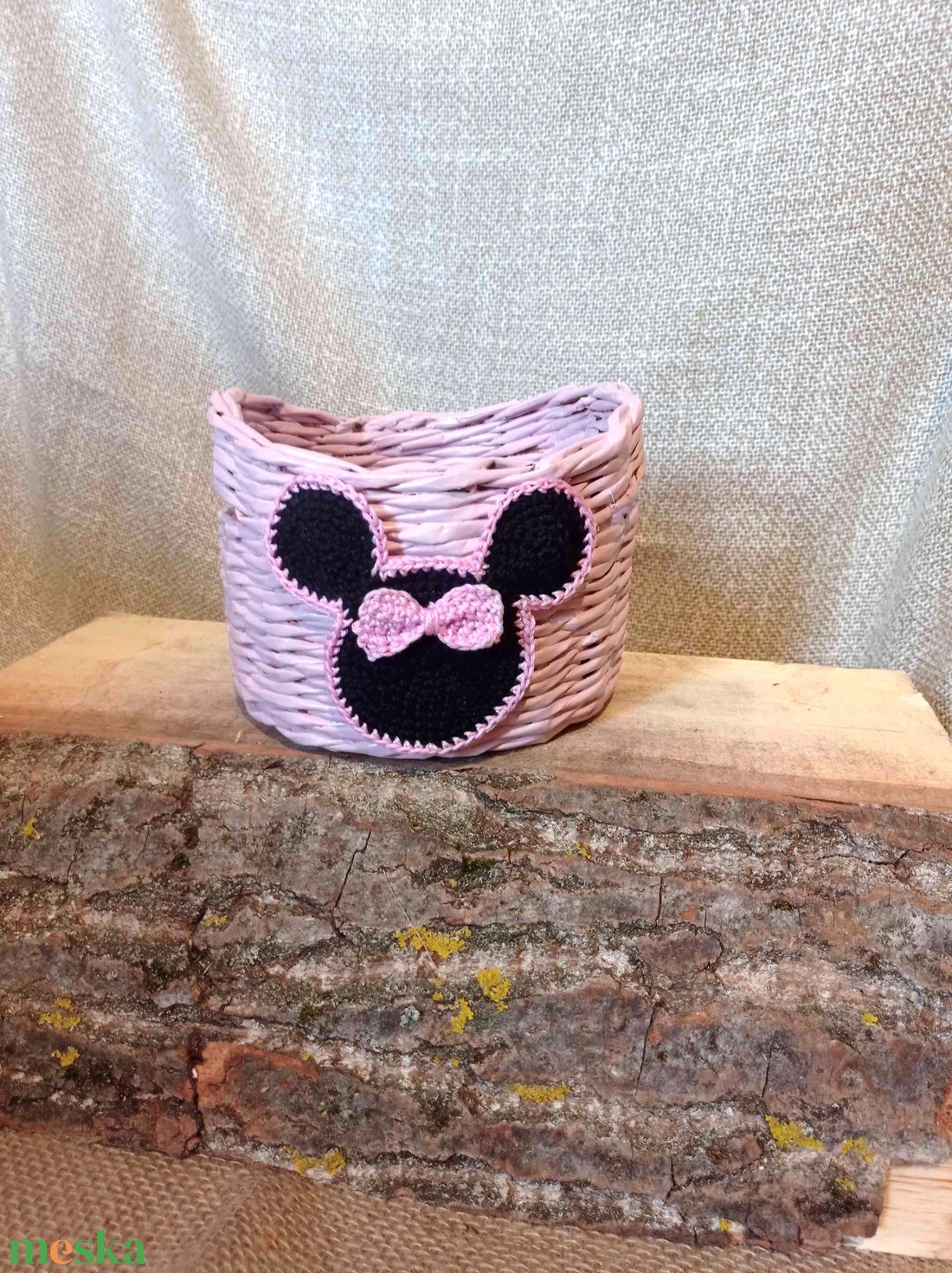 Papírfonott tárolókosár horgolt Minnie betéttel - otthon & életmód - babaszoba, gyerekszoba - játéktároló - Meska.hu Papírfonott tárolókosár horgolt Minnie betéttel - otthon & életmód - babaszoba, gyerekszoba - játéktároló - Meska.hu