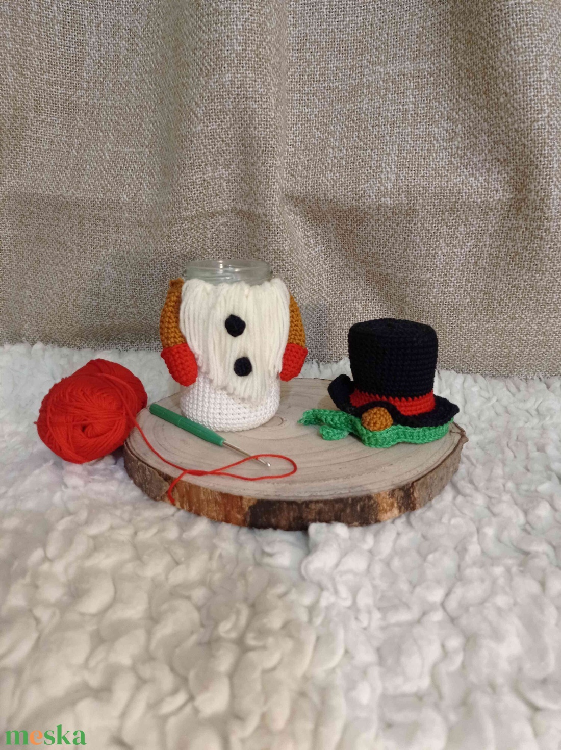 Horgolt manó üvegtároló - karácsony - karácsonyi lakásdekoráció - ünnepi asztaldekoráció - Meska.hu