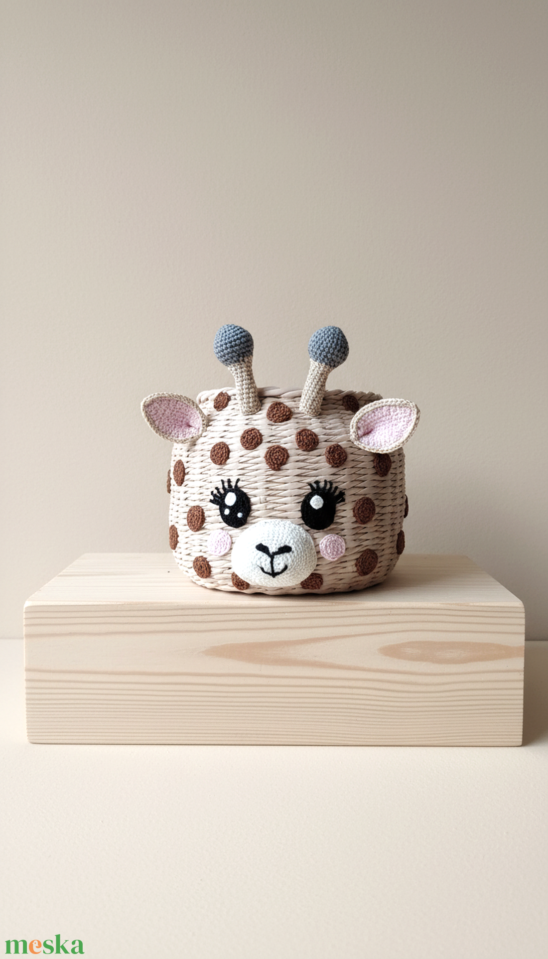 Zsiráfos tárolókosár horgolt részekkel - otthon & életmód - tárolás & rendszerezés - tárolókosár - Meska.hu