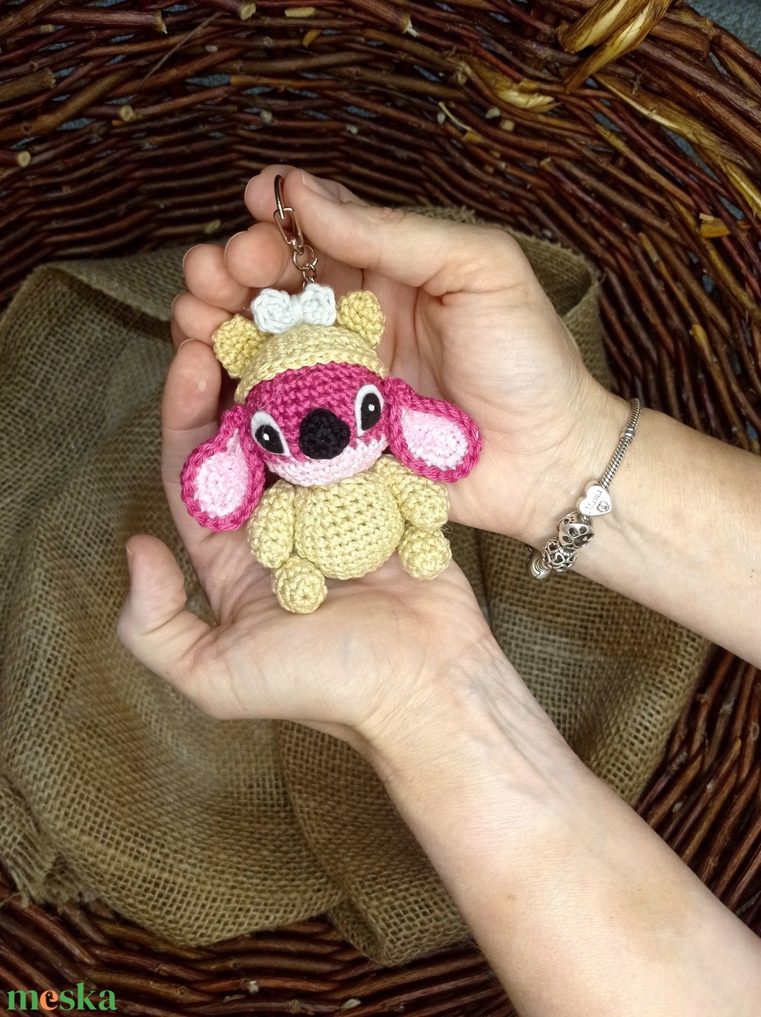 Mini Stitch horgolt kulcstartó - táska & tok - kulcstartó & táskadísz - kulcstartó - Meska.hu