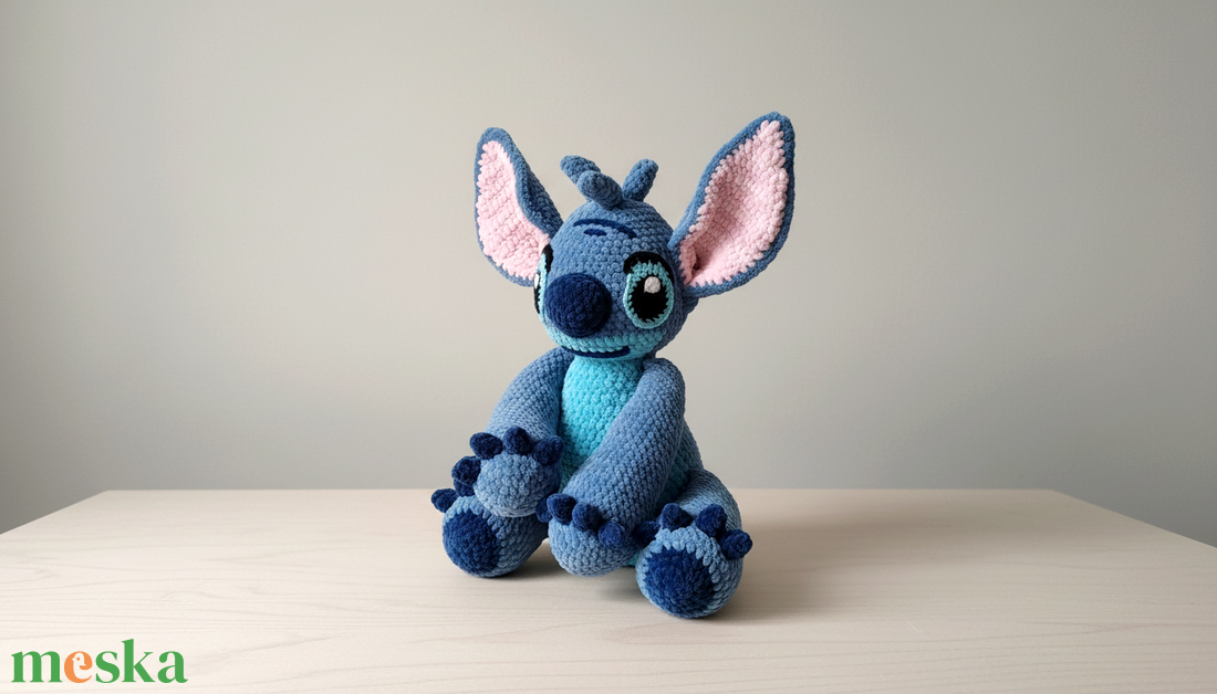 Horgolt Stitch zsenília fonalból - játék & sport - plüssállat & játékfigura - plüss mesefigurák - Meska.hu