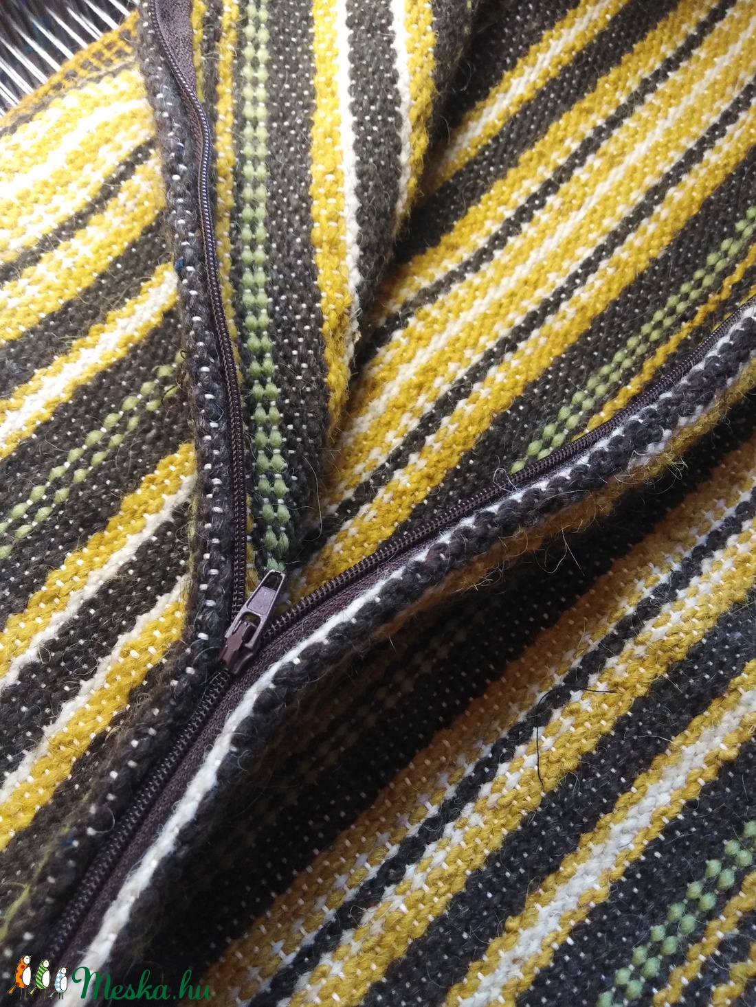 Gyapjú sámándob tartó tarisznya - táska & tok - kézitáska & válltáska - tarisznya - Meska.hu