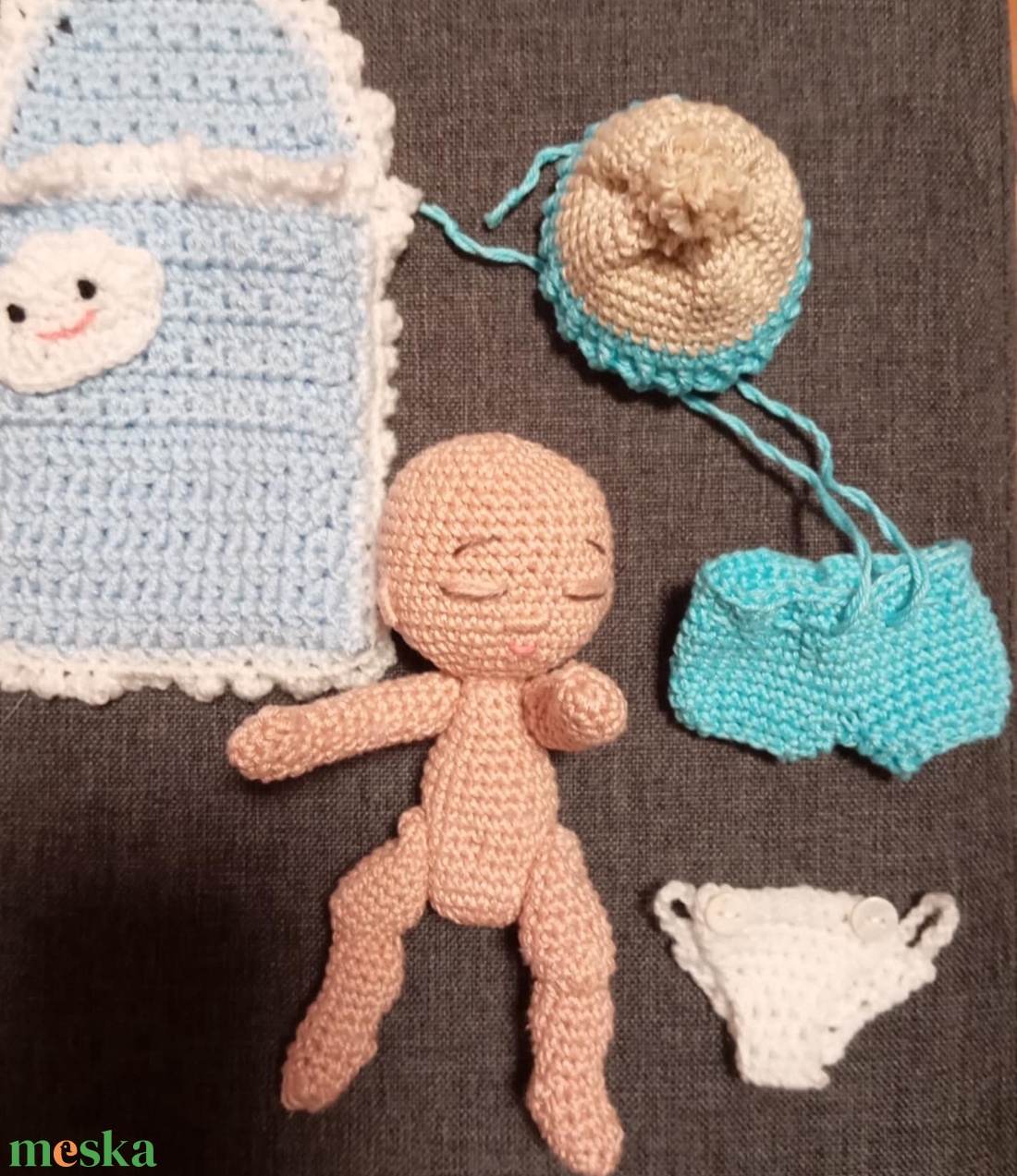 Újszölött horgolt baba - játék & sport - baba & babaház - öltöztethető baba - Meska.hu