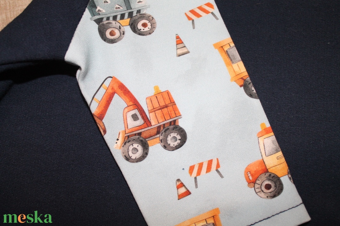 Raglán ujjú pulóver, 80 - ruha & divat - gyerekruha - pulóver - Meska.hu