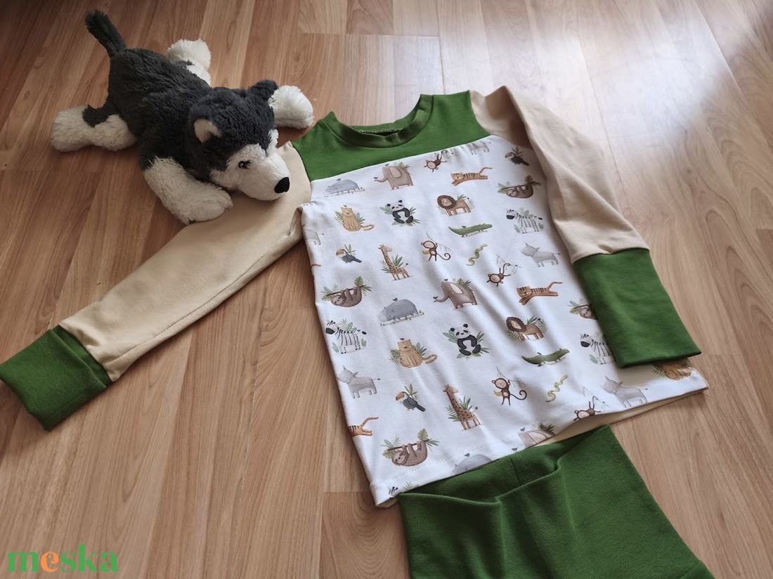 Több méreten át hordható kétrészes pizsamaszett - ruha & divat - gyerekruha - ruha - Meska.hu