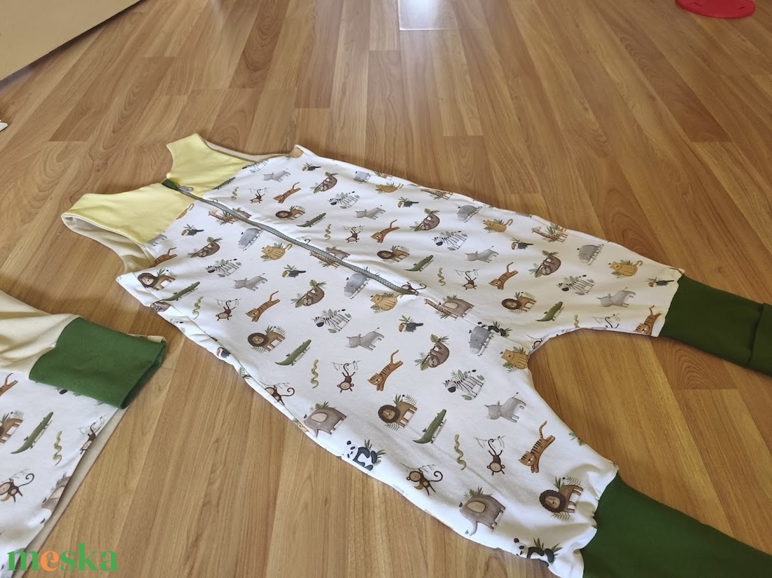 Kamáslis tipegő hálózsák - baba - mama - babaruházat - tipegőhálózsák - Meska.hu