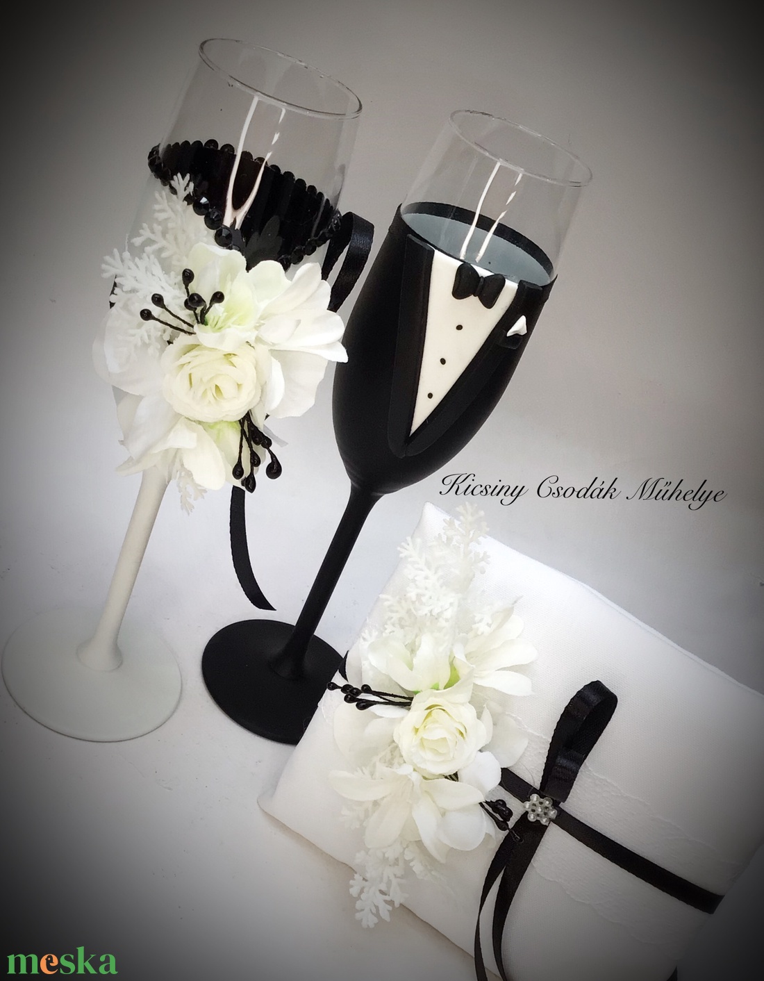Black White pohár pár gyűrűpárnával. - esküvő - dekoráció - tálalás - Meska.hu