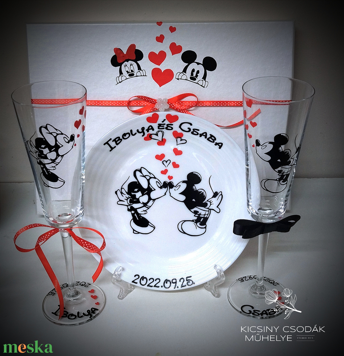 Mickey Minnie szett - esküvő - emlék & ajándék - nászajándék - esküvői pohár, pohárszett - Meska.hu Mickey Minnie szett - esküvő - emlék & ajándék - nászajándék - esküvői pohár, pohárszett - Meska.hu