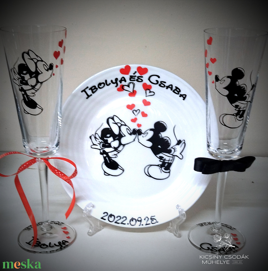 Mickey Minnie szett - esküvő - emlék & ajándék - nászajándék - esküvői pohár, pohárszett - Meska.hu Mickey Minnie szett - esküvő - emlék & ajándék - nászajándék - esküvői pohár, pohárszett - Meska.hu