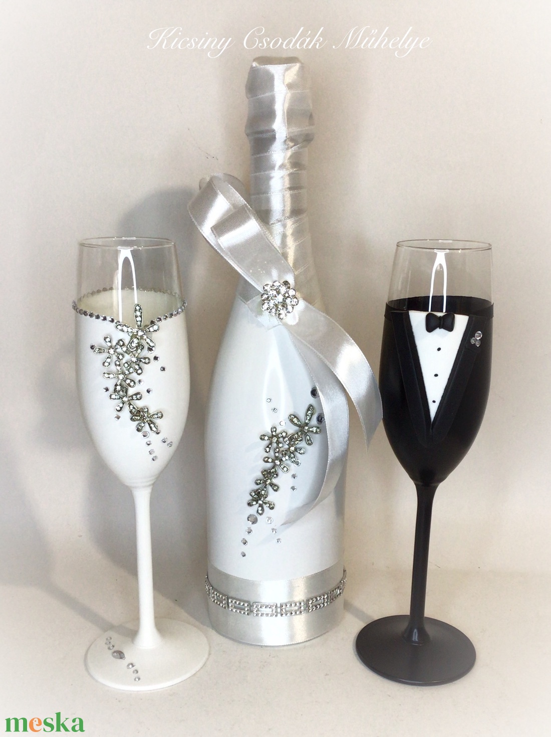 Esküvői pezsgős pohár szett pezsgővel, nászajándék - esküvő - emlék & ajándék - nászajándék - esküvői pohár, pohárszett - Meska.hu