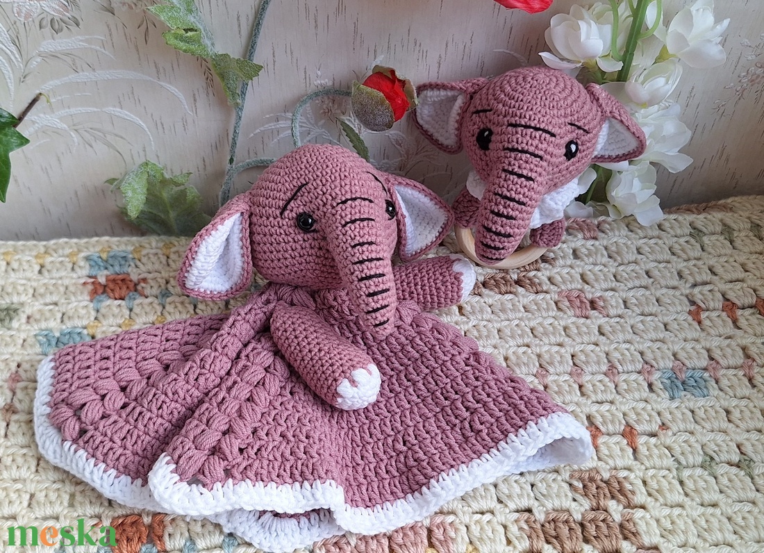 Mályva elefánt szundikendő és rágókával - baba - mama - baba játékok - szundikendő, alvóka - Meska.hu