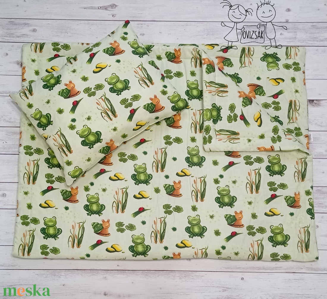 Békás csigás ovis vagy kisgyermek ágynemű szett + ovizsák tornazsák szett + derékalj  - játék & sport - ovis felszerelés - ovis szett - Meska.hu