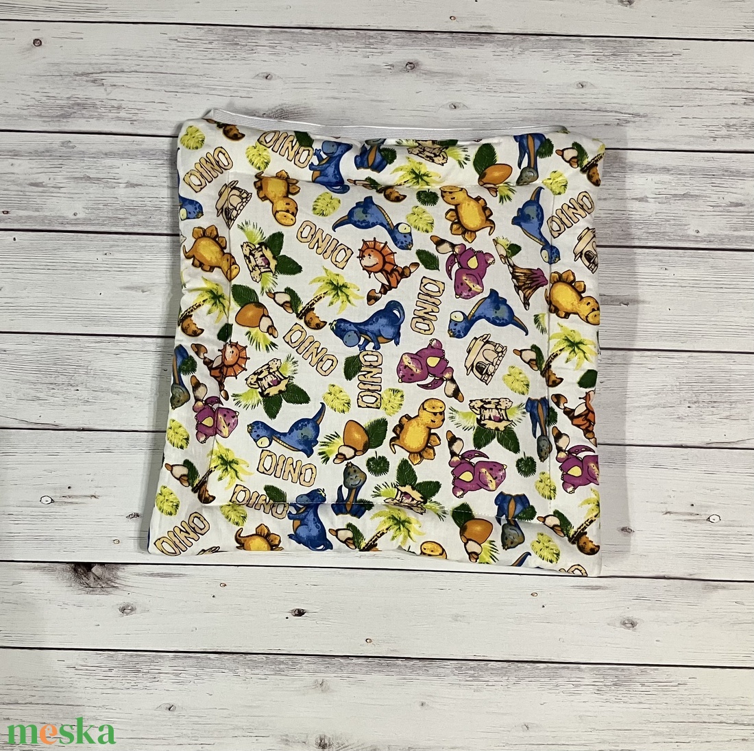 Székpárna iskolába - színes dínó minta - otthon & életmód - lakástextil - székpárna, huzat - Meska.hu