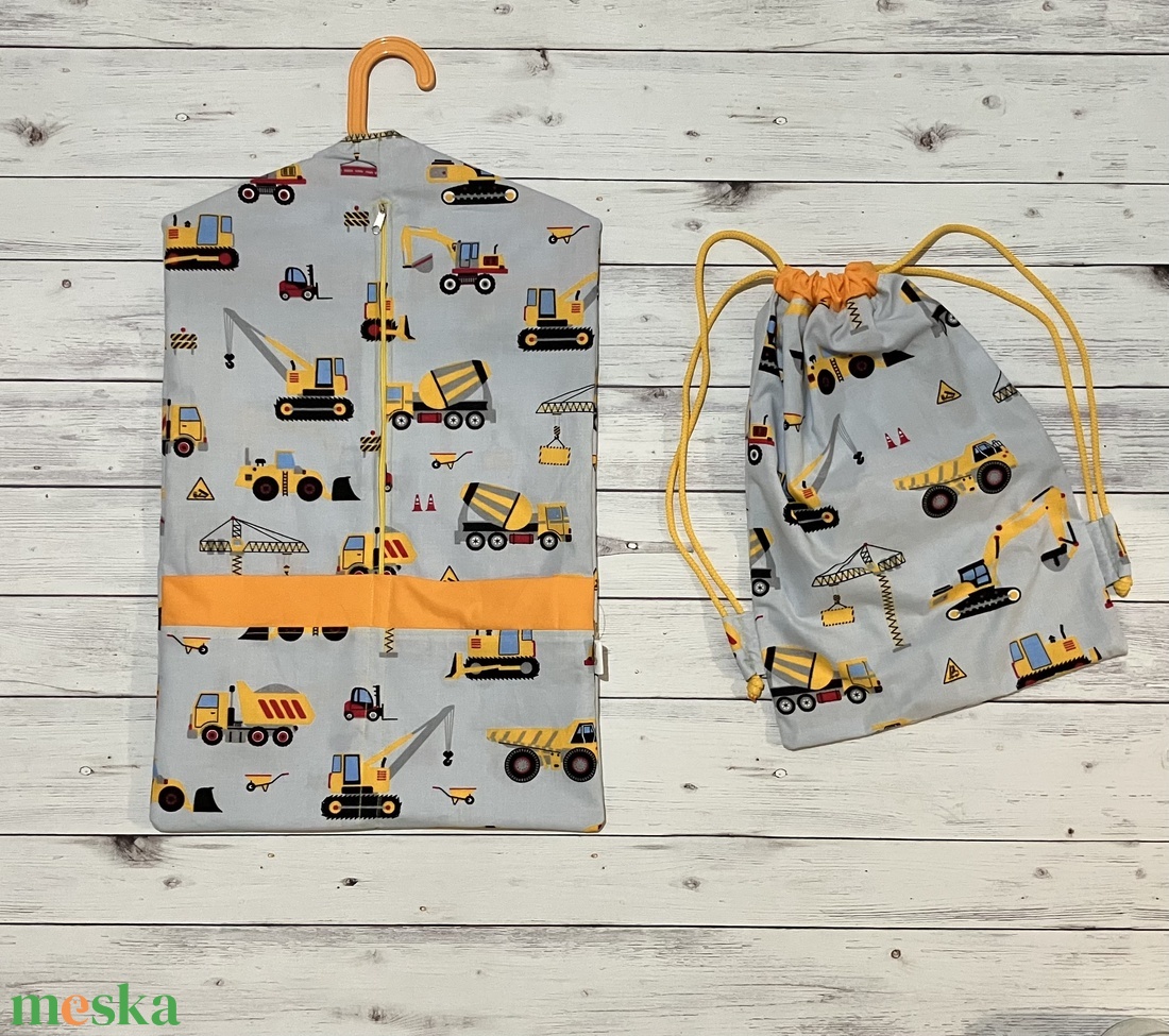 Munkagépes ovizsák és tornazsák szett - játék & sport - ovis felszerelés - ovis zsák - Meska.hu