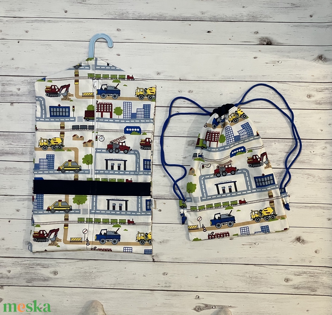 Autós városos ovis vagy kisgyermek ágynemű szett + ovizsák tornazsák szett + derékalj  - játék & sport - ovis felszerelés - ovis szett - Meska.hu