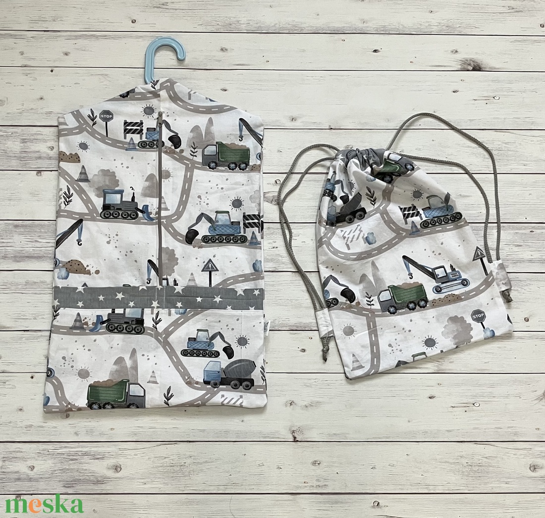 Munkagépes ovizsák és tornazsák szett - játék & sport - ovis felszerelés - ovis zsák - Meska.hu