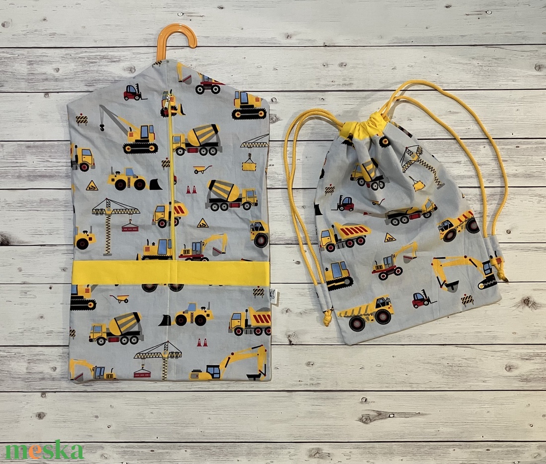 Munkagépes ovis vagy kisgyermek ágynemű szett + ovizsák tornazsák szett + derékalj  - játék & sport - ovis felszerelés - ovis szett - Meska.hu