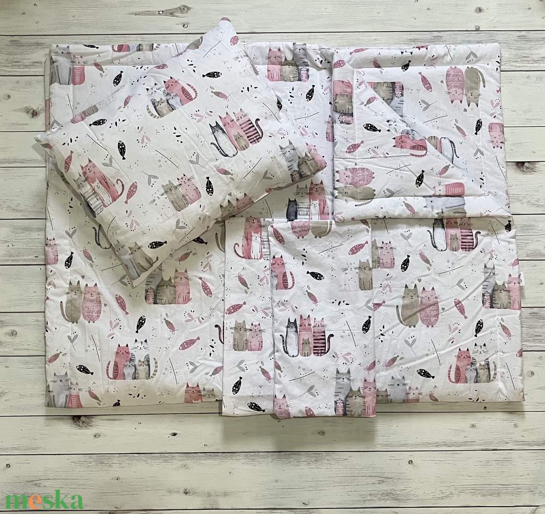 Cicás ovis vagy kisgyermek ágynemű szett + ovizsák tornazsák szett + derékalj  - játék & sport - ovis felszerelés - ovis szett - Meska.hu