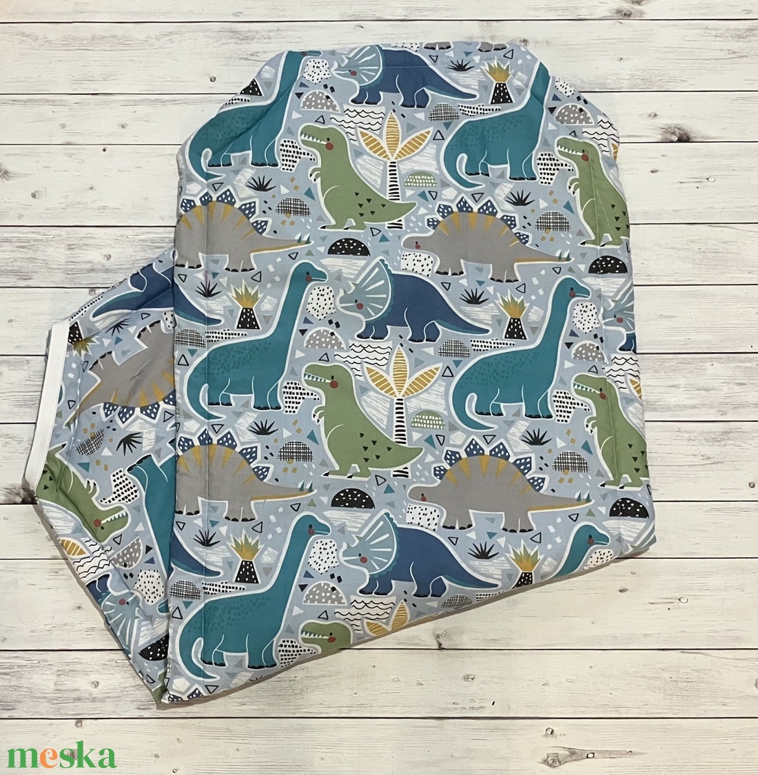 Dínós ovis vagy kisgyermek ágynemű szett + ovizsák tornazsák szett + derékalj  - játék & sport - ovis felszerelés - ovis szett - Meska.hu