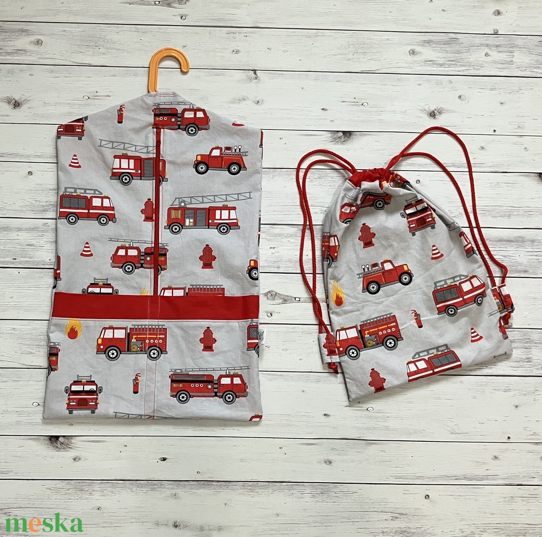Tűzoltó autós ovizsák és tornazsák szett - játék & sport - ovis felszerelés - ovis zsák - Meska.hu