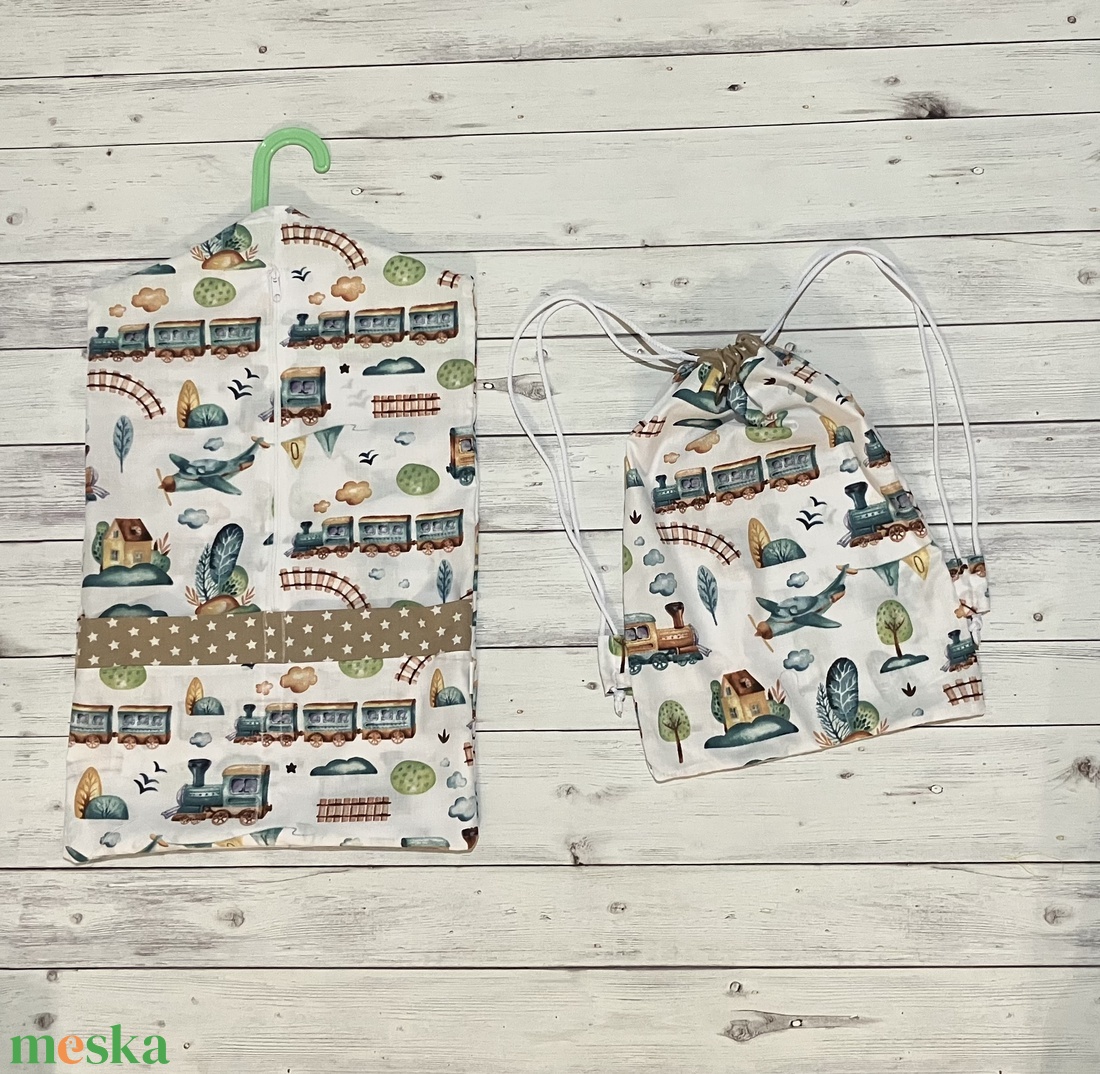 Vonatos ovizsák és tornazsák szett - játék & sport - ovis felszerelés - ovis szett - Meska.hu