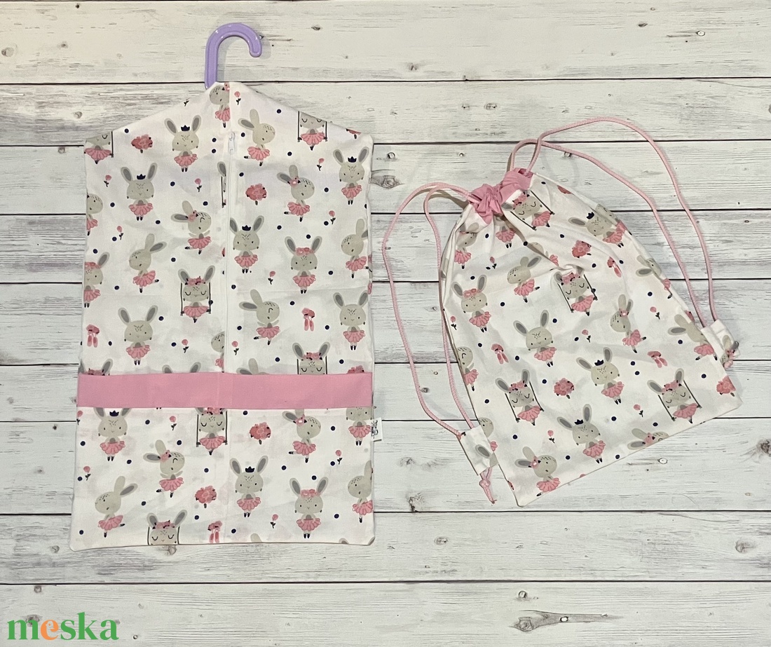 Fehér nyuszi mintás ovizsák és tornazsák szett - játék & sport - ovis felszerelés - ovis szett - Meska.hu