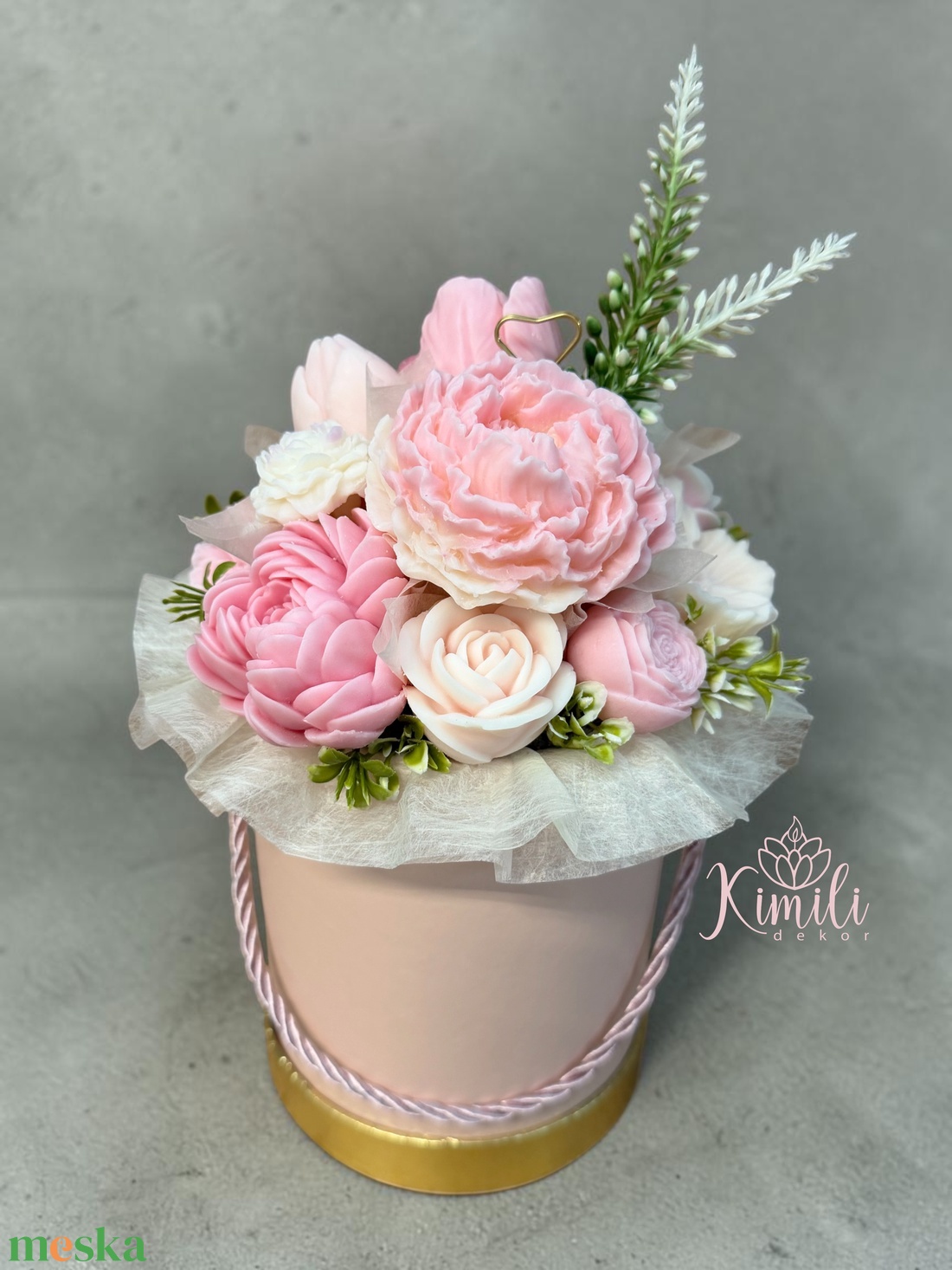 Anyák napi szójaviasz virágbox - otthon & életmód - virágdekoráció - virágok - virágbox - Meska.hu